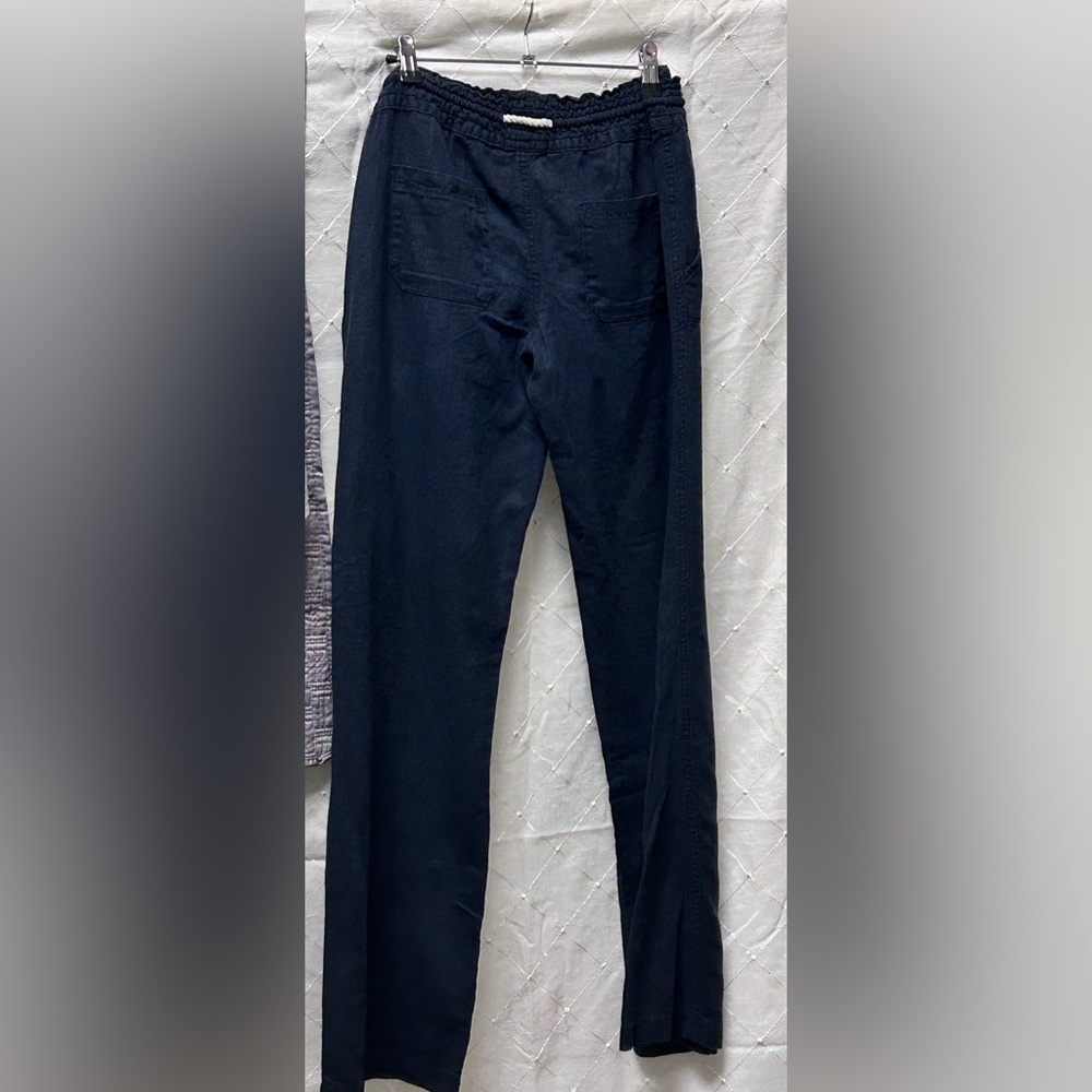 Great condition worn once Roxy linen pants